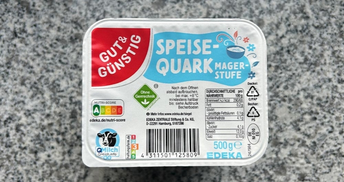 gefüllte Himbeeren mit Vanillequark und Karamellsplittern